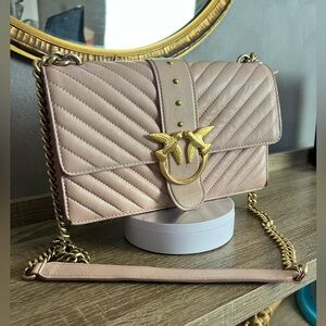 Pinko - Love Classic Icon quilted model bag